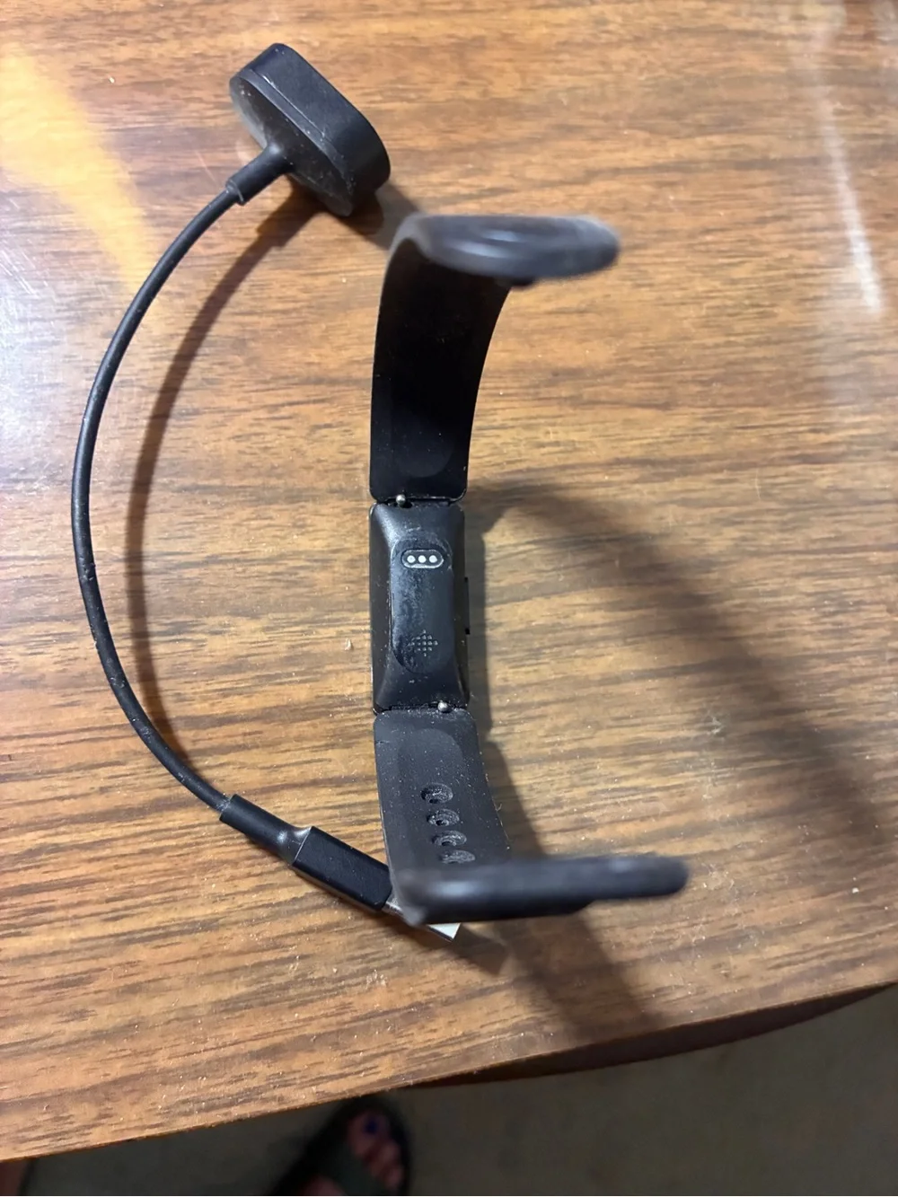 Fitbit inspire 2 Bluetooth fitness tracker with charger- works!